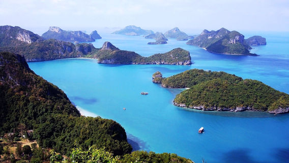 100 Degrees East Dive Team