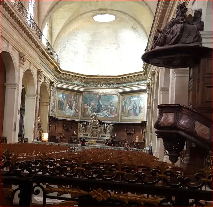 โรงแรมใกล้Notre Dame Church (Eglise Notre Dame la Grande)