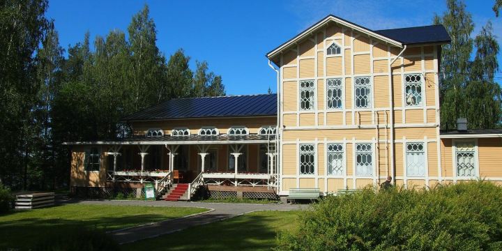 Viikinsaari Island