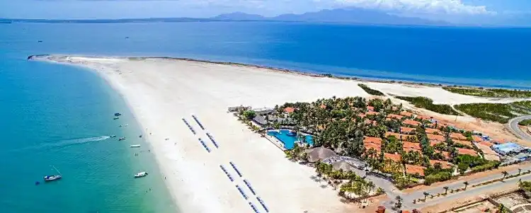 Các khách sạn gần Coche Beach