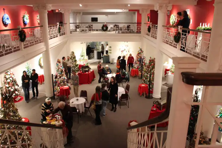 Hotels in der Nähe von Trout Museum of Art
