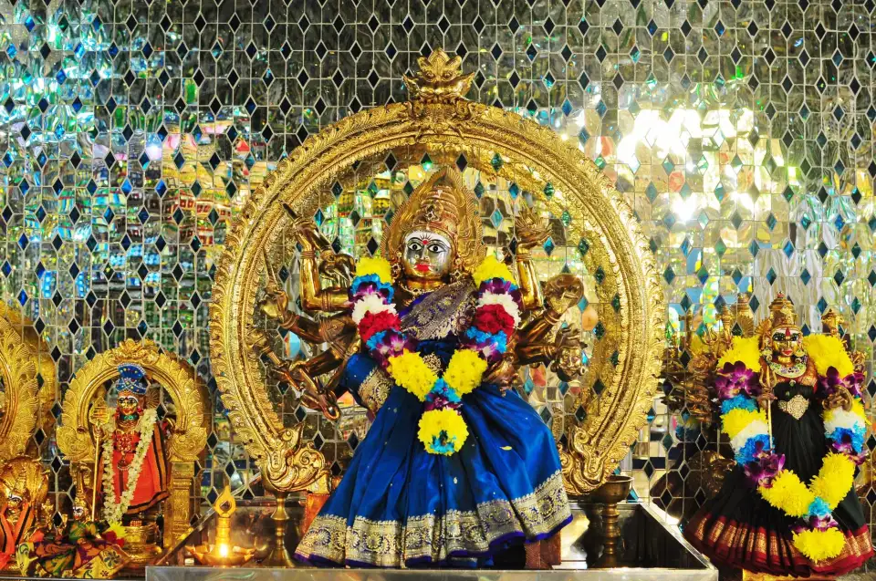 1_Arulmigu Sri Rajakaliamman Glass Temple