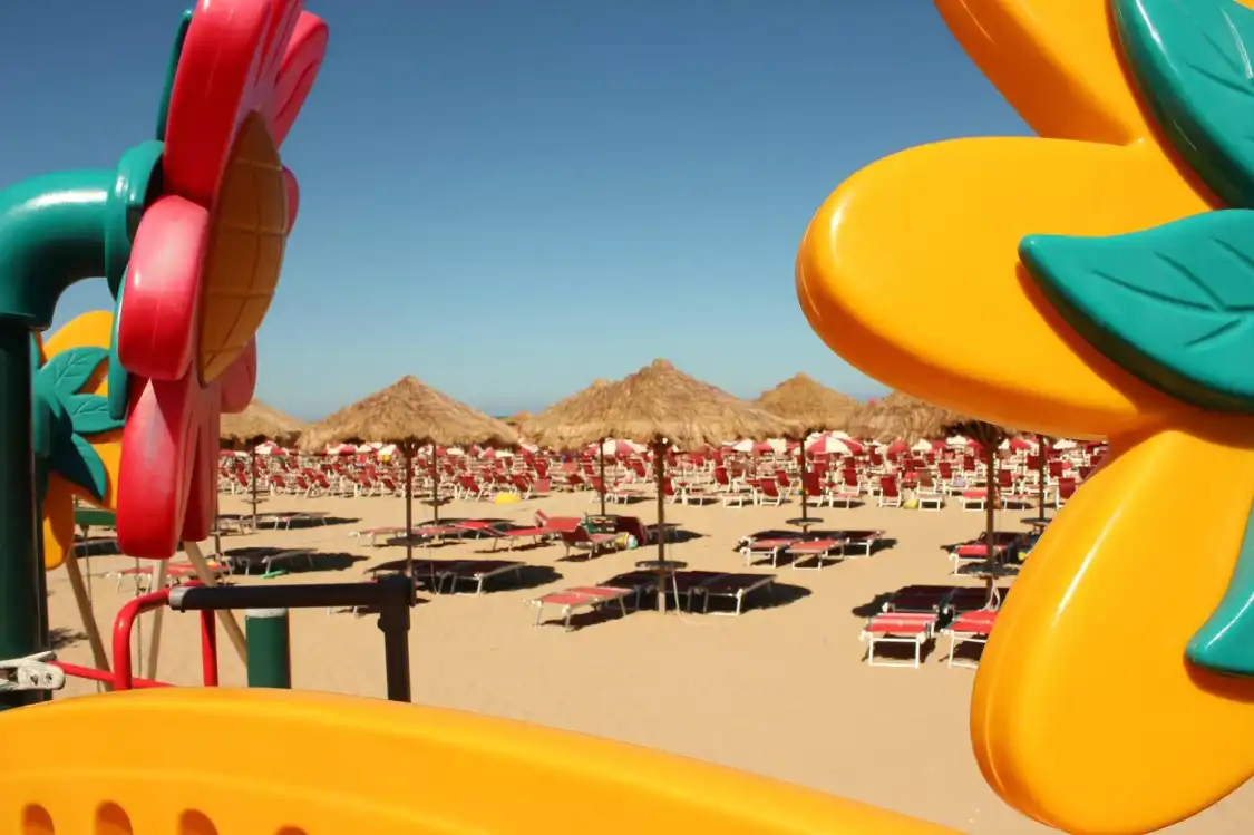 Hotels near Baiocco Beach
