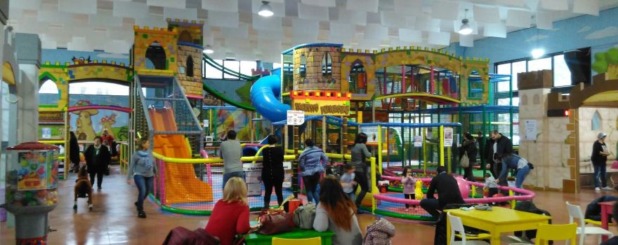 Emy Dey Magic Park