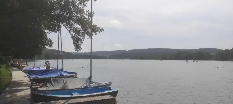 Các khách sạn ở Illmensee