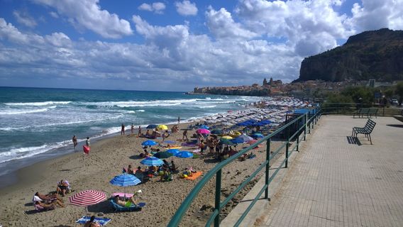 Lungomare Cristoforo Colombo