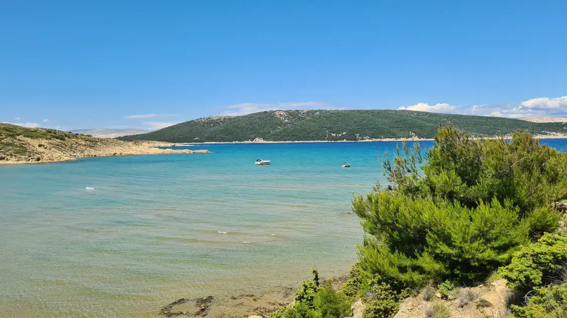 Hotels near Sahara Beach