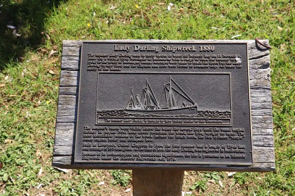 Hotels near Lady Darling Shipwreck
