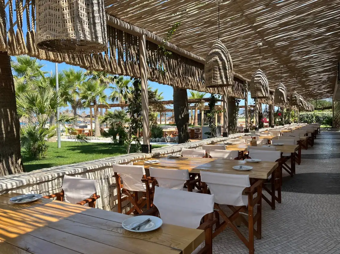 Hotels near Gjiri I Lalzit
