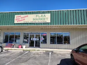 The Ole' Home Place Flea Market & Antiques