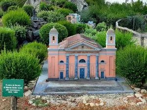Parco Sardegna in Miniatura - Parco dei Dinosauri