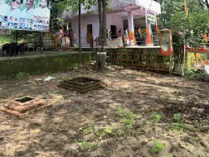 Baba Ishwar Mandir (Ancient Lord Shiva Temple)