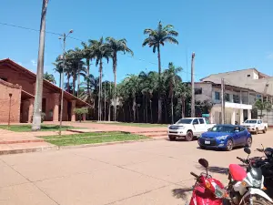 Plaza Principal 3 de Febrero