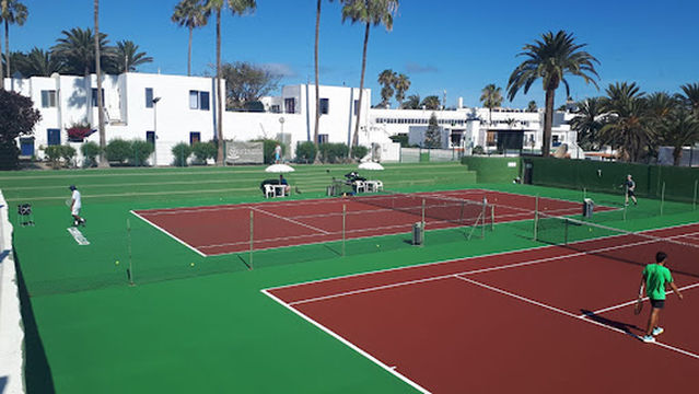 Tennis Corralejo - Club de Tenis Los Barqueros