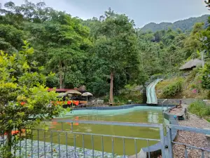 Khu du lịch sinh thái thác Đồng Quan