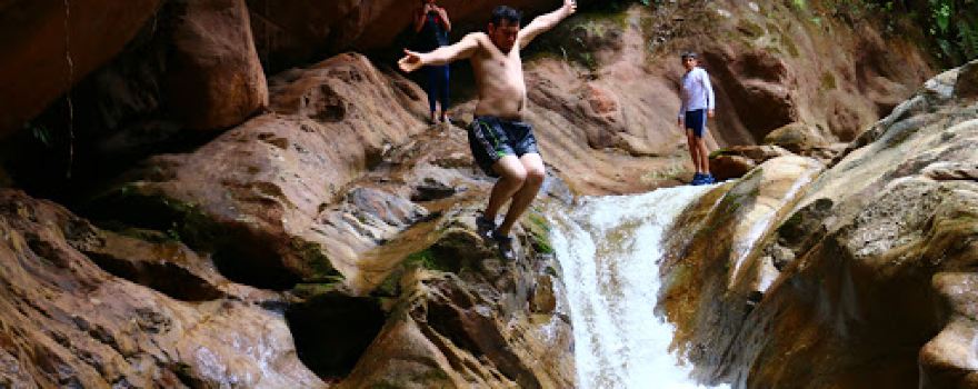 El salto del tío Fiyi