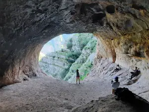 Darband rashi Cave