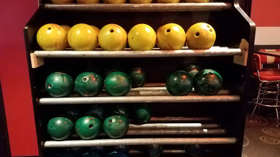 AMF Tempe Village Lanes