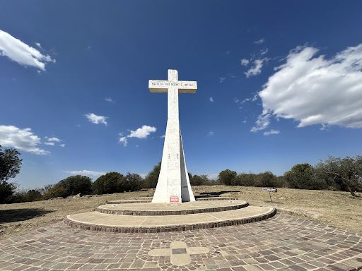 Monumento La Cruz