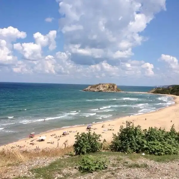 Hotels near Aqua Beach