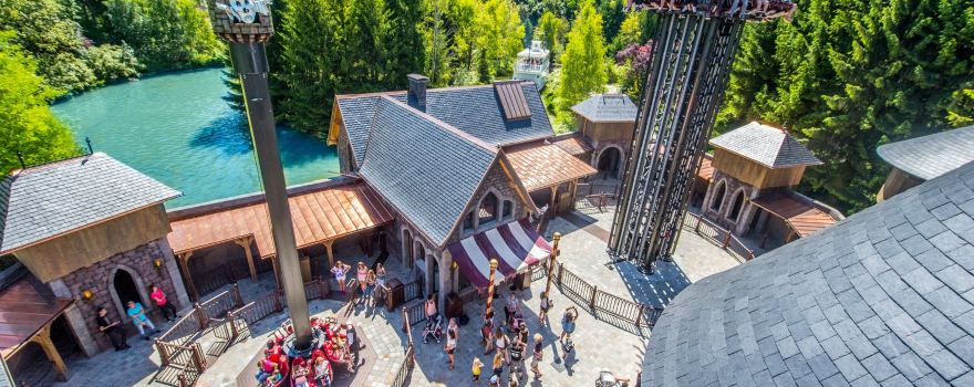 Nigloland, Parc D'Attractions & Hotel