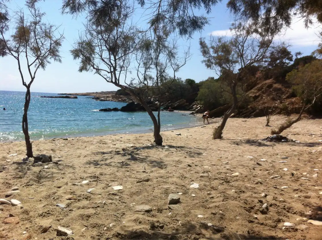 Hotels near Glyfa Beach