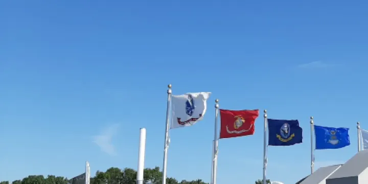 Veterans Memorial Plaza