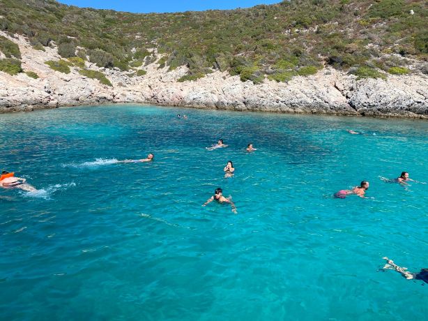 Çeşme Tekne Turu / Grandstar Çeşme Tekne Turları