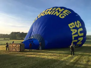 Sunshine-Ballooning