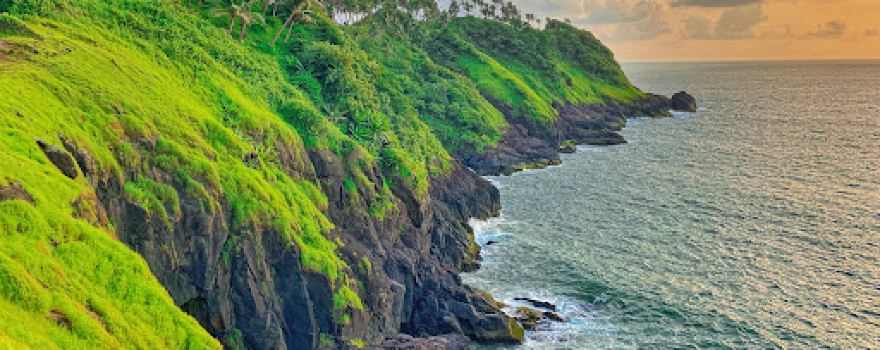 Cabo de Rama cave