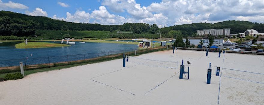 Rally Volleyball at LakePoint Sports