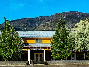 Crowsnest Vineyards