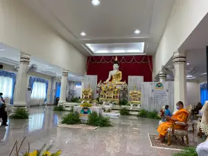 Wat Khao Kaeo Chaimongkhon