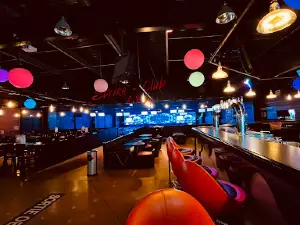 Strike Club Bowling