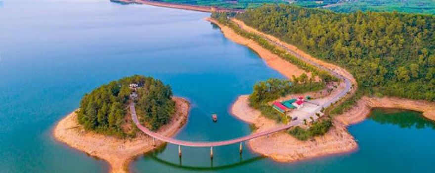 Ke Go Lake