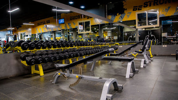 نادي مسار الأبطال Masters Way Sports Center