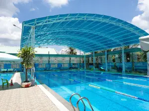 Swimming Cai Lay