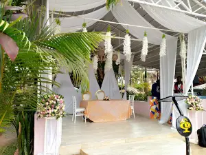 Seagull Gardens and Restaurant