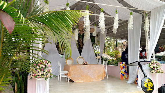 Seagull Gardens and Restaurant