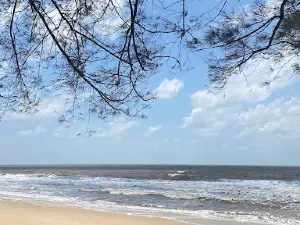 Pantai Ujung Pandaran