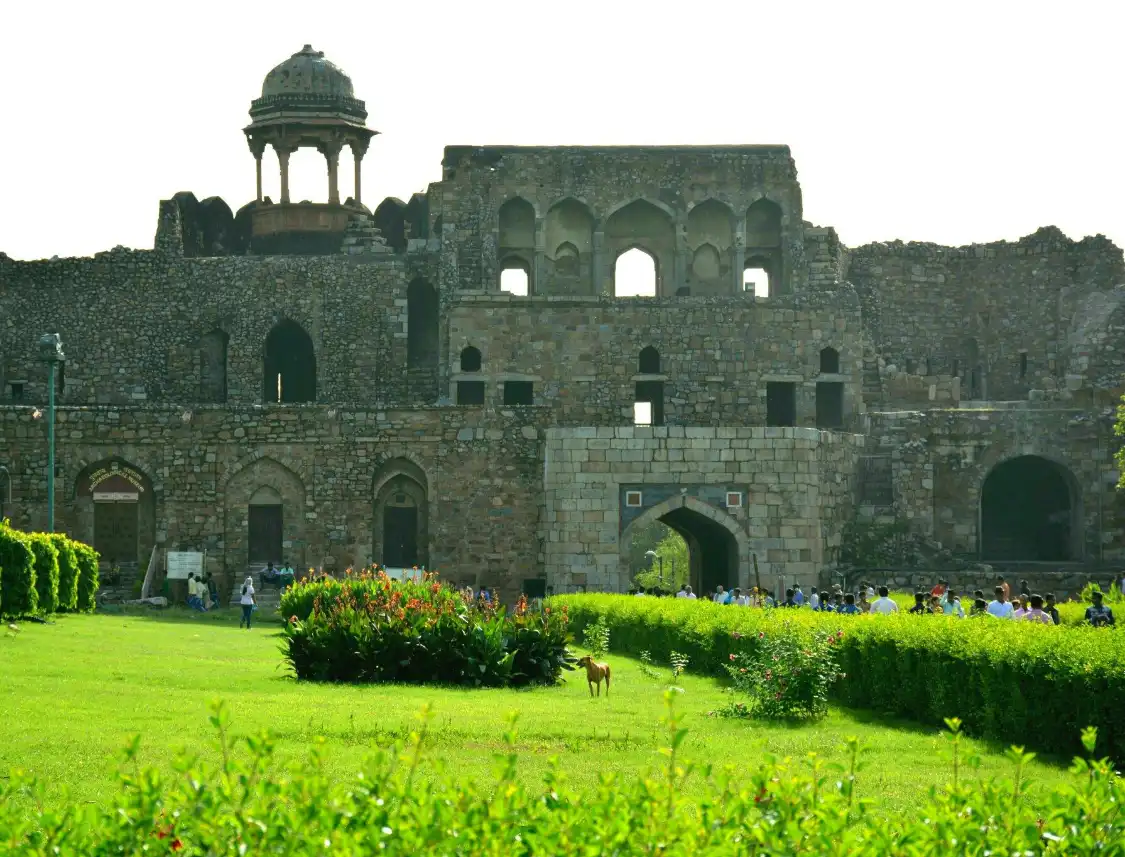 Hotels near Purana Quila