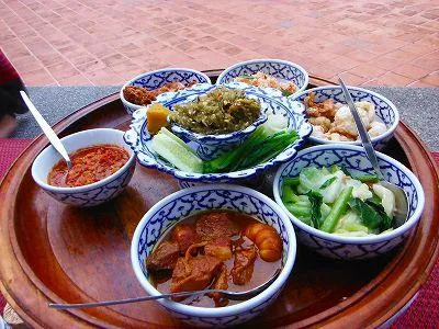 3_คุ้มขันโตก