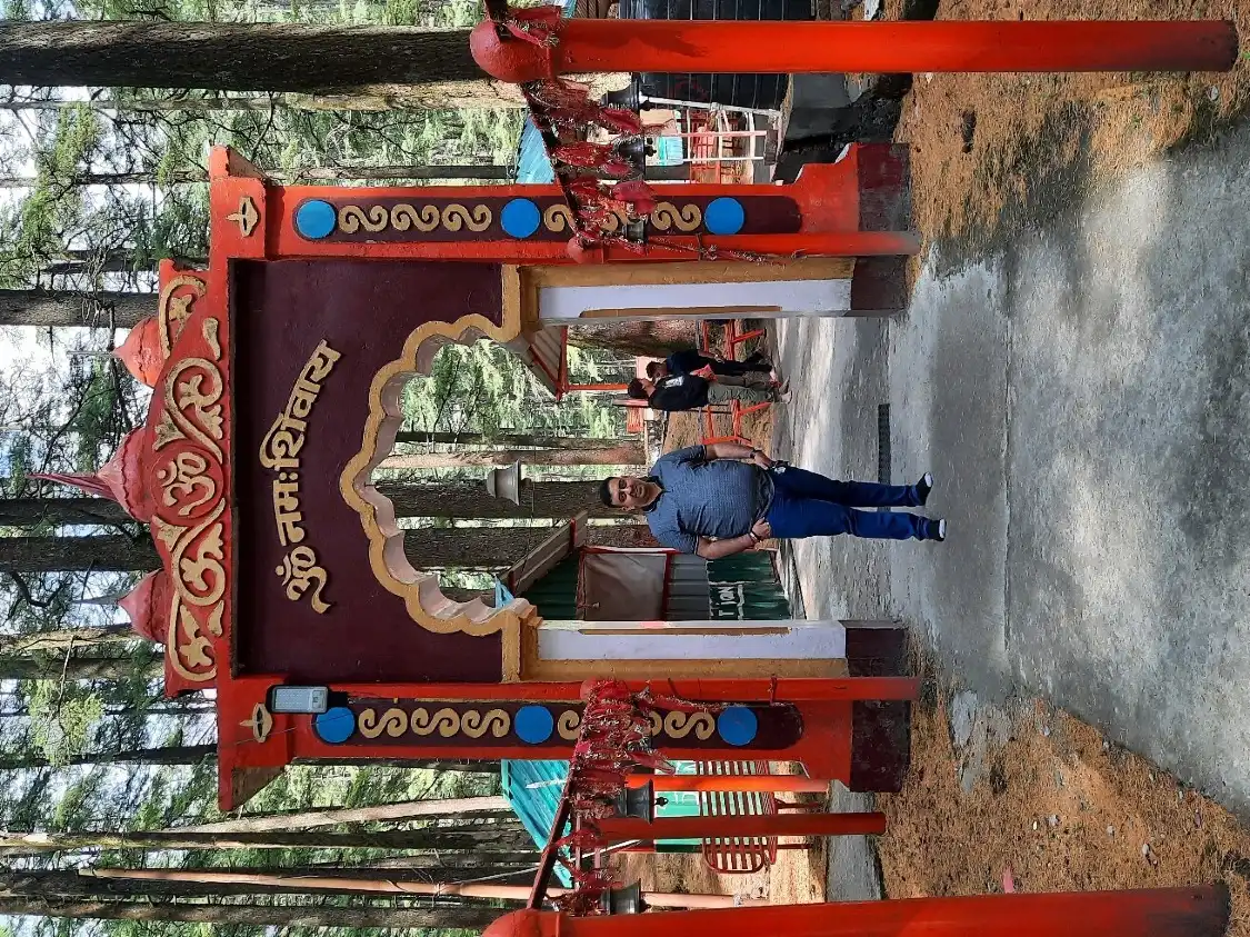Hotels near Tarkeshwar Mahadev Temple