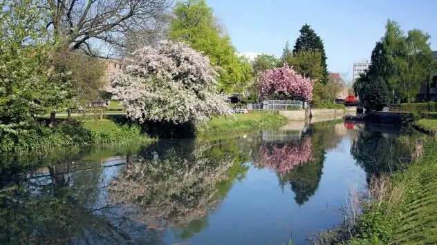 Hotels near Central Park, Bell Meadow and Sky Blue Pasture