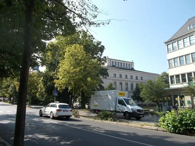 Hotels near Martin Luther Univerisity