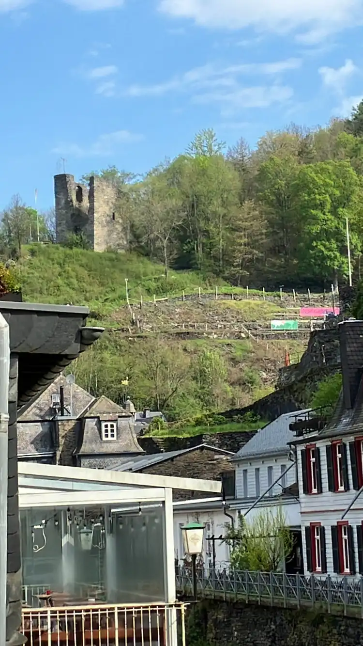 Hotels near Haller Ruine