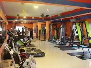 Life Fitness Fast Gym Center