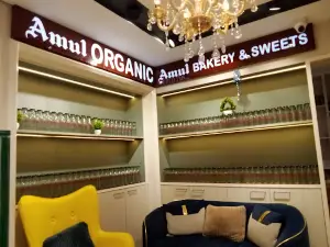 Amul ICE-CREAM Parlour
