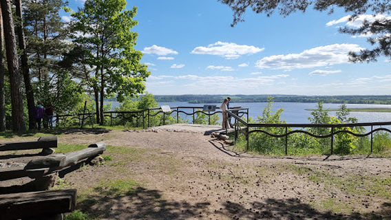 Mergakalnio takas