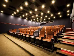 Hoveyze Cinema Complex